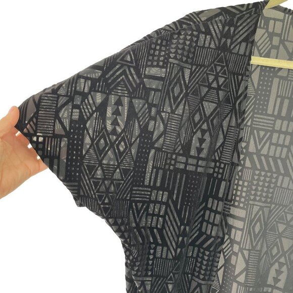 Velvet Thorn Womens Kimono Top Black Size Small Fringe Burnout Velvet Open Front - Picture 8 of 11